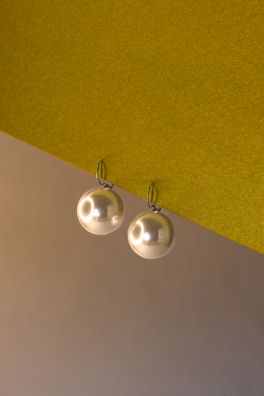 Silver Pearl Drop